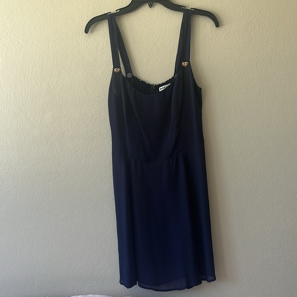 Reformation Tai dress size 8 - Picture 4 of 6